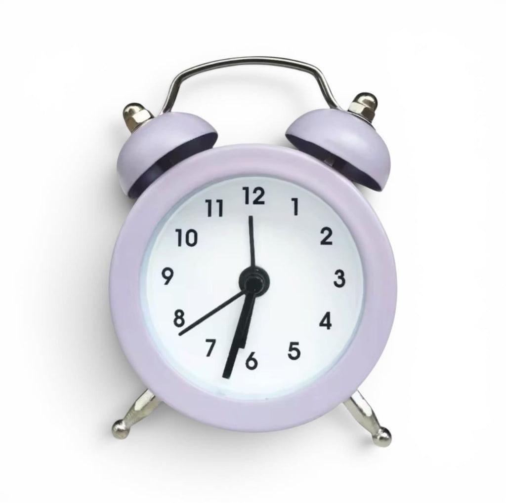 mini reveil horloge violet sur fond blanc - monreveil.com