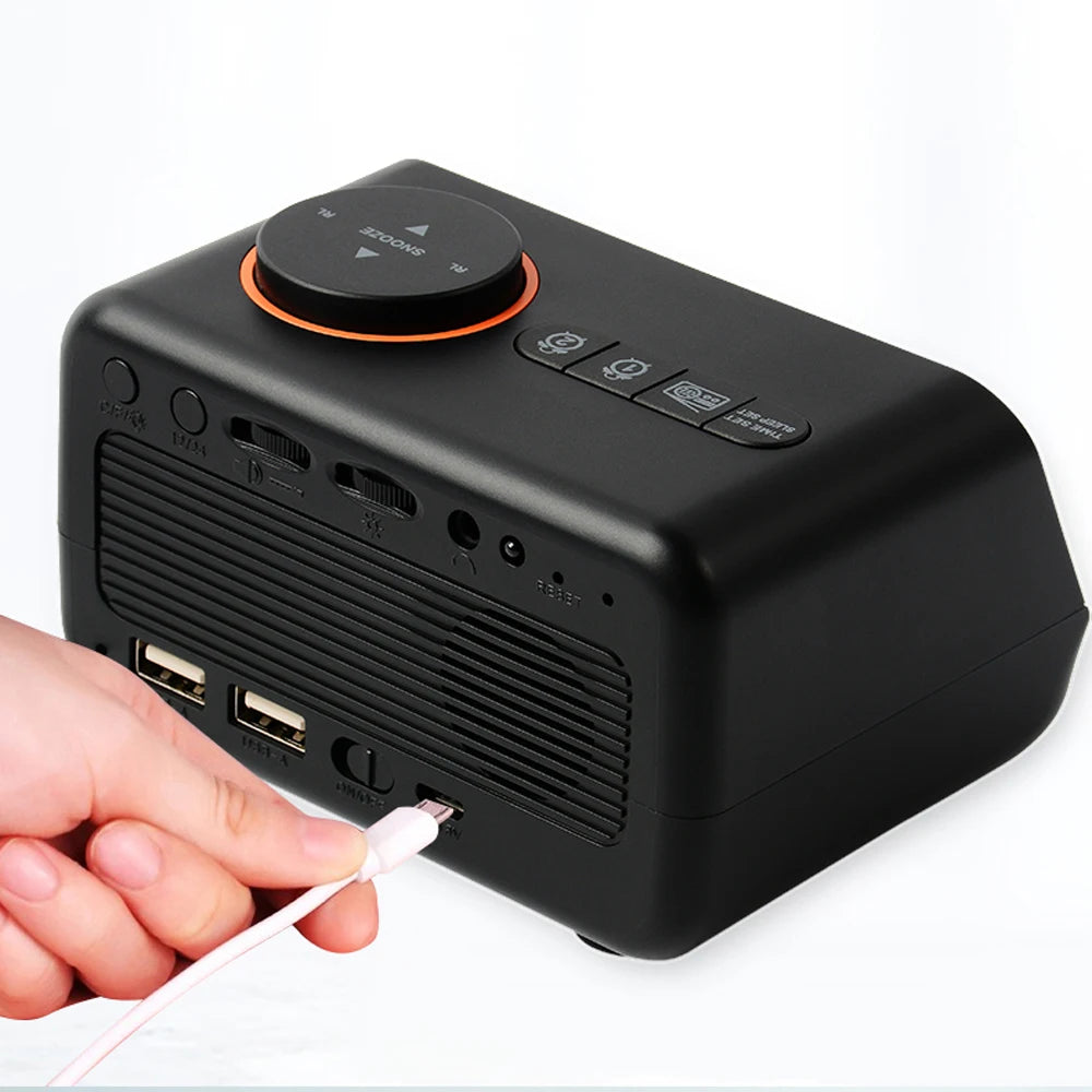 reveil enfant vue de dos avec port USB, branchement et boutons 