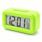 Réveil numérique enfant vert avec grand affichage LCD et bouton snooze sur le dessus